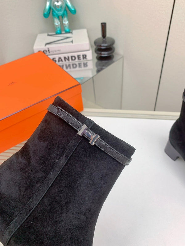 HM Imperial 50 Ankle Boot Black Suede 971342