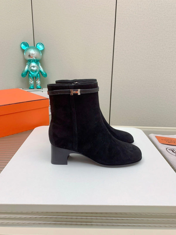 HM Imperial 50 Ankle Boot Black Suede 971342