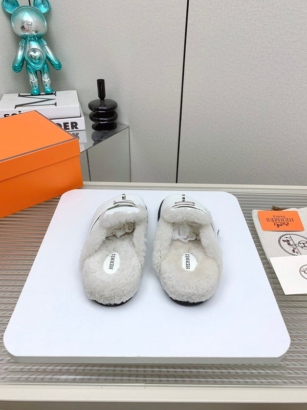 HM Mule 30mm In White With Fleece And Cowhide Lining 971390