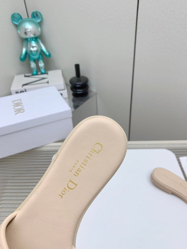 CD D-Lane Slide In Beige Cowhide 106275