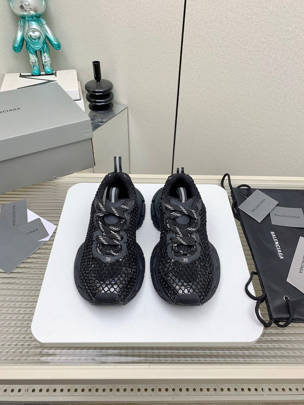 XL FISHNET SNEAKER IN BLACK MESH, POLYURETHANE, POLYESTER WITH RHINESTONES