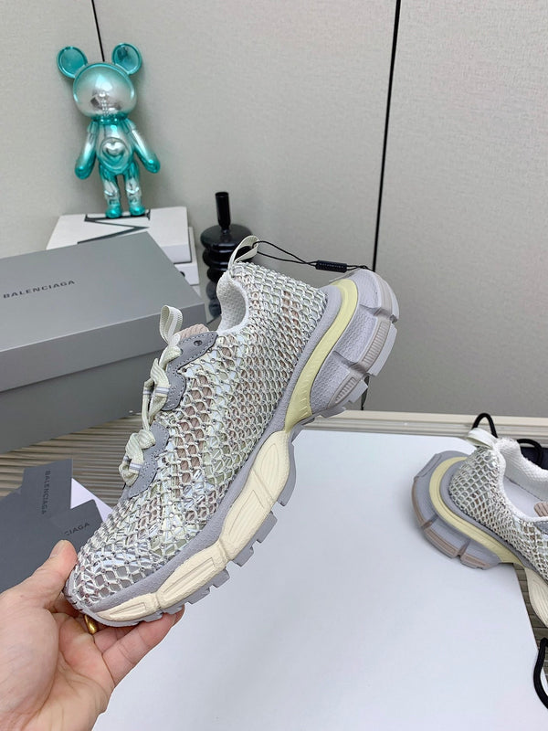 SNEAKER XL IN RETE GRIGIA E BEIGE, POLIURETANO, POLIESTERE CON STRASS