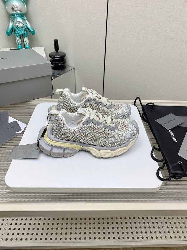 SNEAKER XL IN RETE GRIGIA E BEIGE, POLIURETANO, POLIESTERE CON STRASS