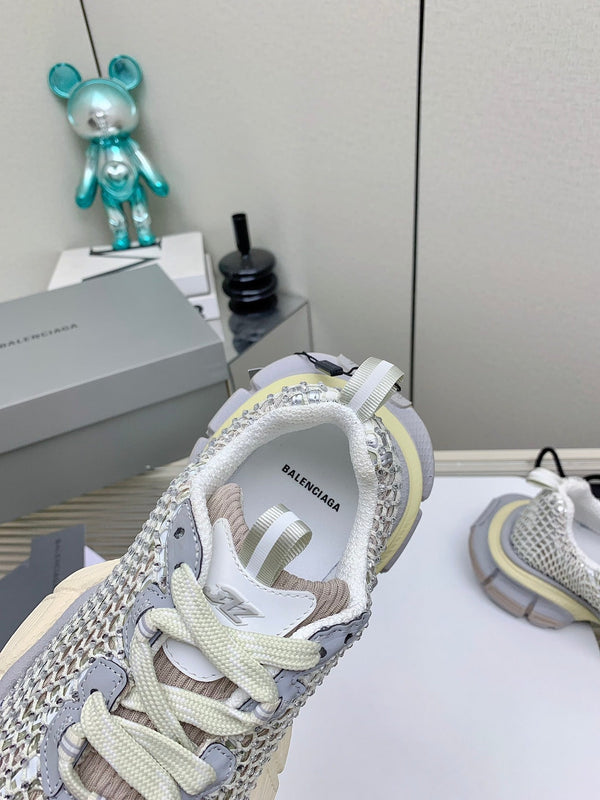 SNEAKER XL IN RETE GRIGIA E BEIGE, POLIURETANO, POLIESTERE CON STRASS