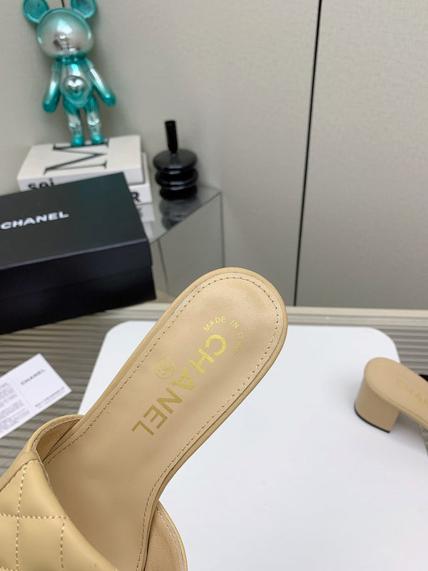 CC Mule Sandals 50mm In Beige Quilted Lambskin 148946