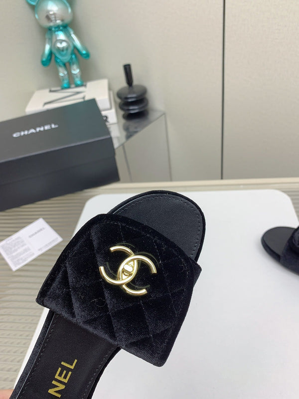 CC Slippers In Black Velvet 148954