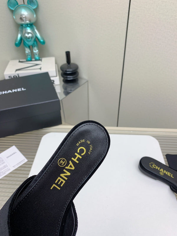 Ciabatte CC in velluto nero 148986