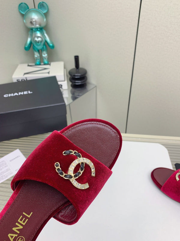CC Slippers In Dark Red Velvet 148988