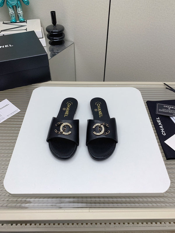 Ciabatte CC in pelle di agnello nera 148991