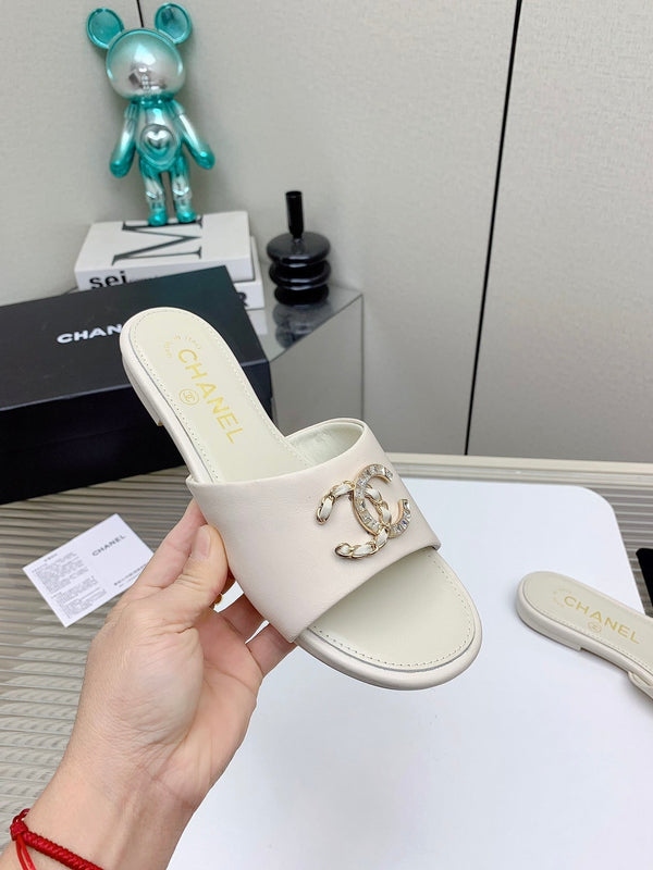 Ciabatte CC in pelle di agnello bianca 148993