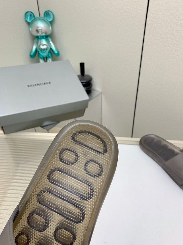 SANDALO CIABATTA DA PISCINA IN GOMMA MARRONE FUMO