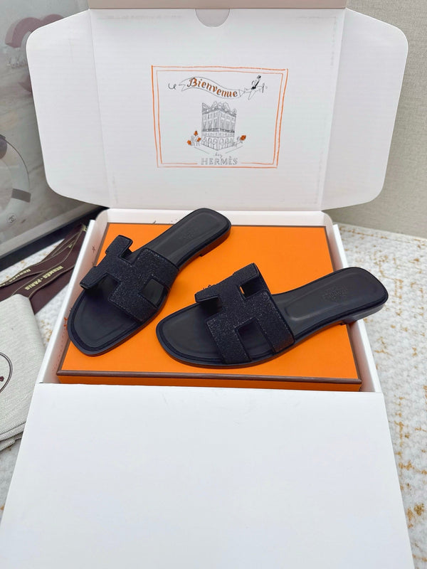 HM Oasis Sandals Full Black Cowhide 625259