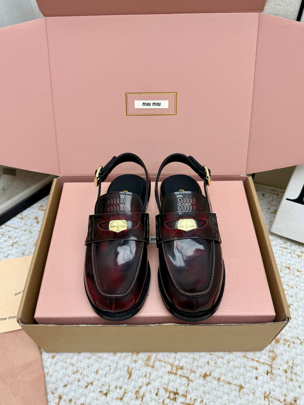 Miu Vintage-Effect Penny Slingback Black Red Leather 791001