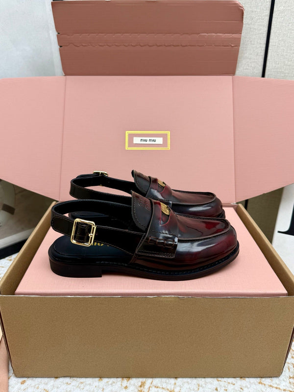 Miu Vintage-Effect Penny Slingback Black Red Leather 791001