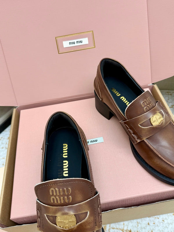 Miu Vintage-Effect Penny Loafers Brown Leather 791005