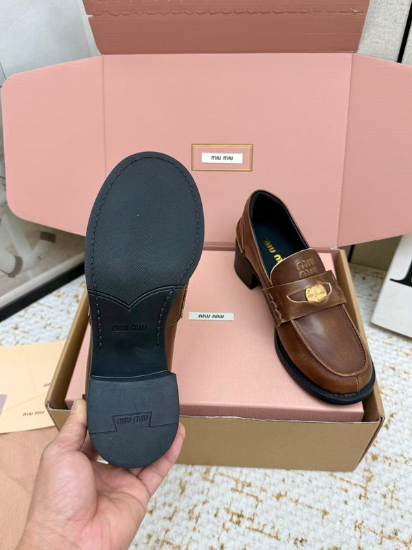 Miu Vintage-Effect Penny Loafers Brown Leather 791005