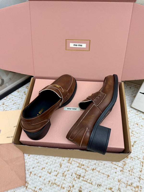 Miu Vintage-Effect Penny Loafers Brown Leather 791005