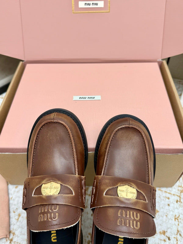 Miu Vintage-Effect Penny Loafers Brown Leather 791005