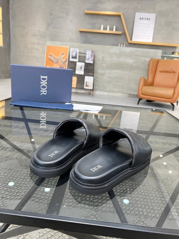 CD AQUA SLIDE SANDAL BLACK CALFSKIN