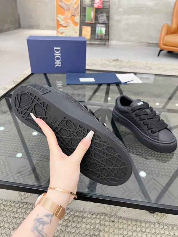 CD B33 SNEAKER BLACK EMBOSSED CALFSKIN