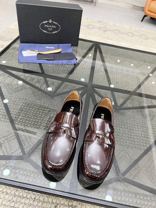 PRA LOAFER IN GLOSSY CHOCOLATE BROWN CALFSKIN