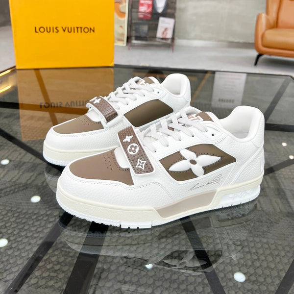 LV TRAINER SNEAKER WHITE CALFSKIN MIX CAMEL BEIGE SUEDE