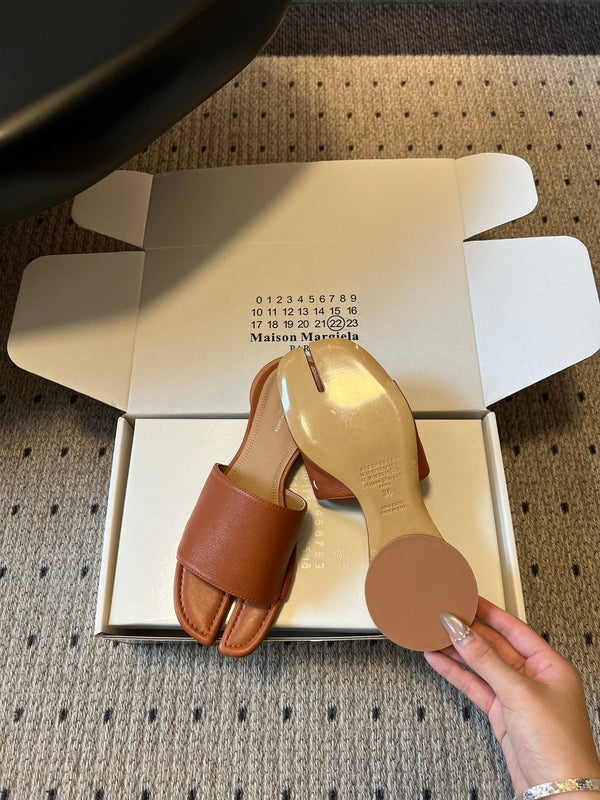 MM Tabi Flat Mule Brown Sheepskin 803751