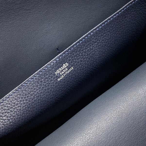 HALZAN 25 HANDLE BAG IN NAVY BLUE GRAINED CALFSKIN