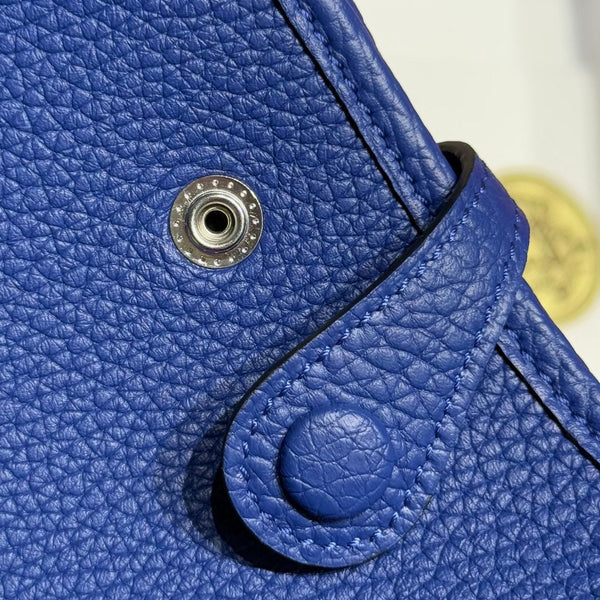 Borsa Hermes Evelyn 18 in pelle Epsom blu elettrico 255533
