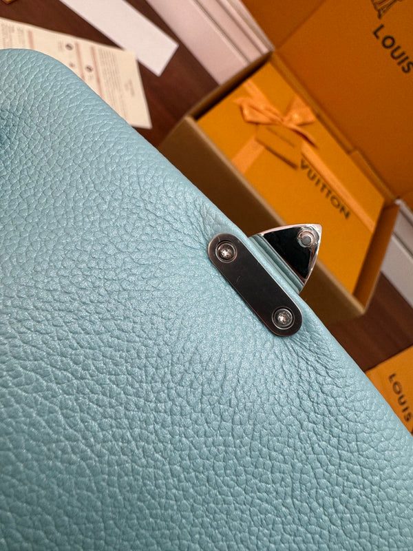 Nano Madeleine 21cm Azur Frost Pelle di vacchetta grana