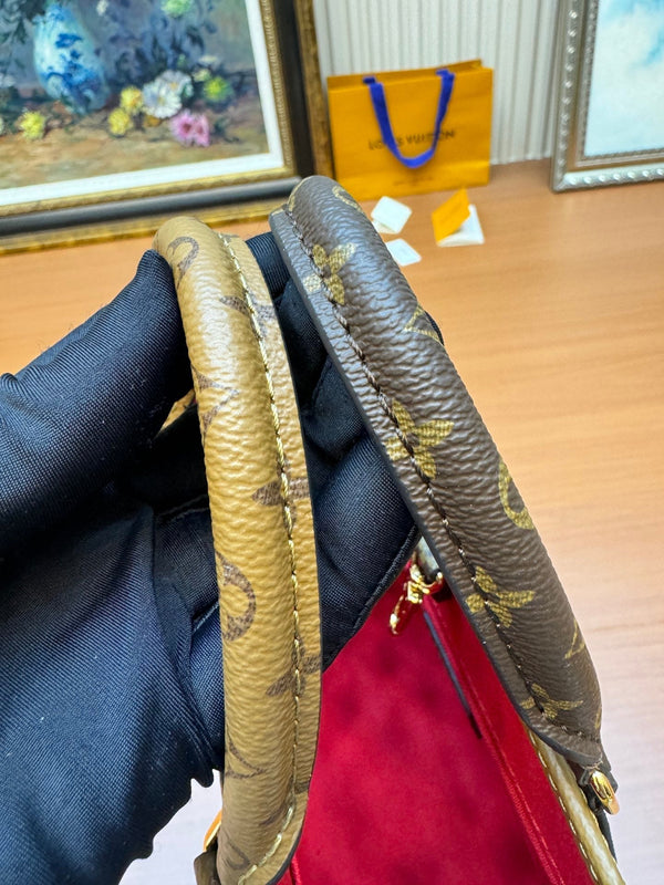 LV OnTheGo PM 25cm Brown Monogram Canvas 206023