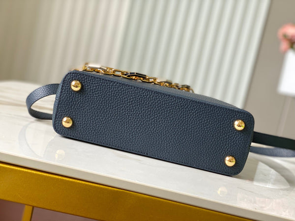 CAPUCINES BB 27CM DARK BLUE TAURILLON LEATHER