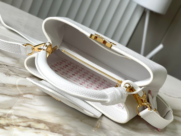 CAPUCINES BB 27 IN WHITE TAURILLON GOLD HARDWARE