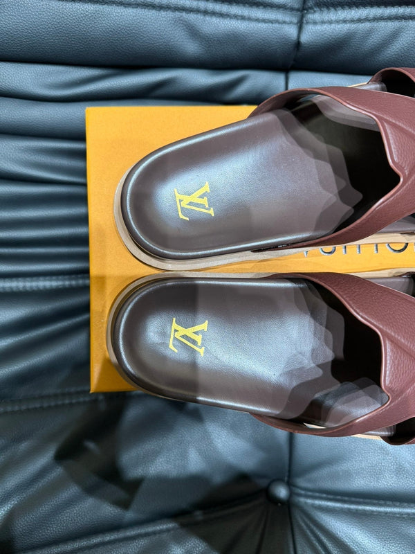 LV OASIS MULE IN CHOCOLATE BROWN CALFSKIN