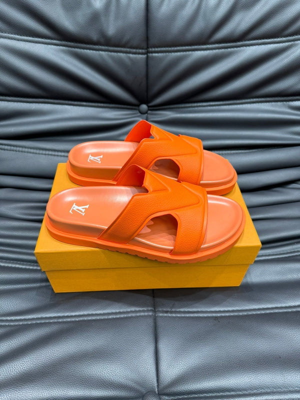 LV OASIS MULE IN CARROT ORANGE CALFSKIN