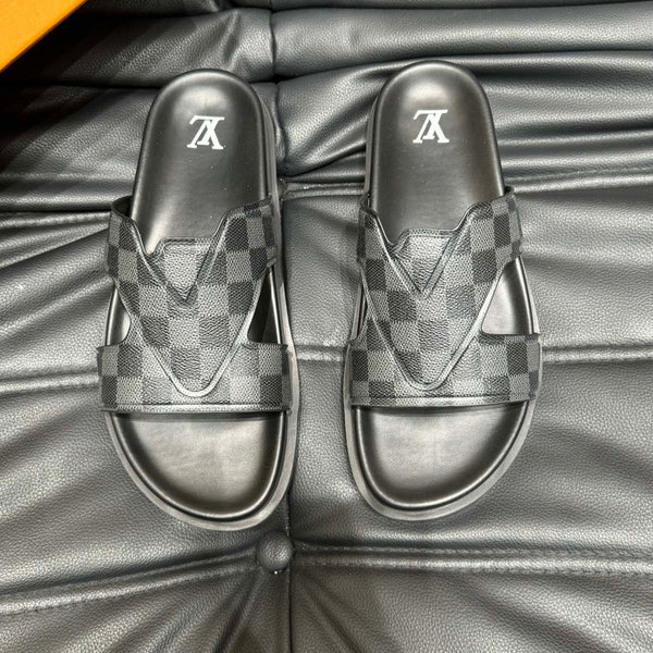 LV OASIS MULE IN BLACK DAMIER CALFSKIN