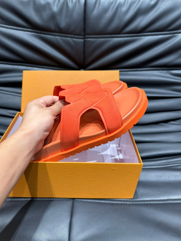 LV OASIS MULE IN CARROT ORANGE SUEDE CALFSKIN