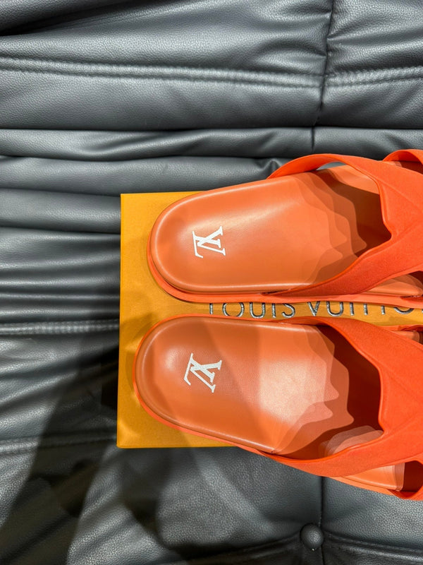 LV OASIS MULE IN CARROT ORANGE SUEDE CALFSKIN