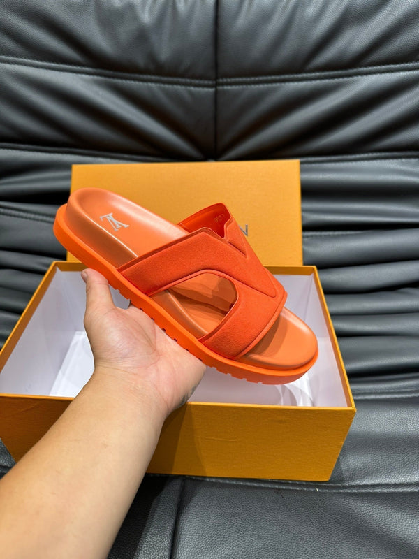 LV OASIS MULE IN CARROT ORANGE SUEDE CALFSKIN