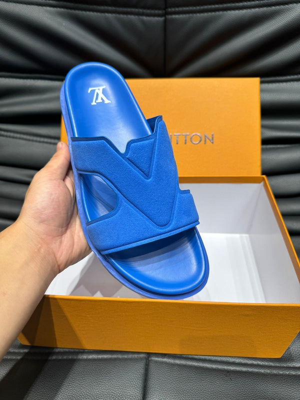 LV OASIS MULE IN COBALT BLUE SUEDE CALFSKIN