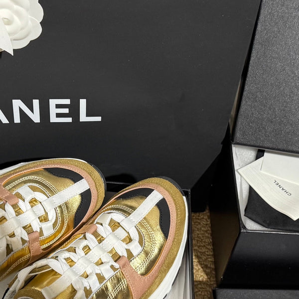 CC 25A Trainers Gold Black Beige Laminated Calfskin And Suede Calfskin352119