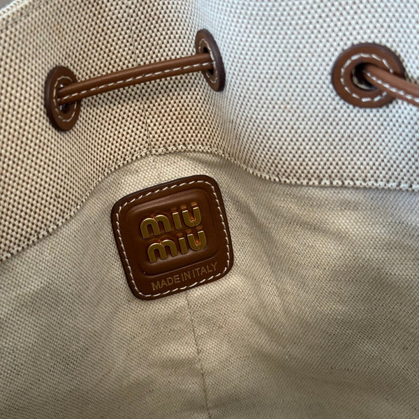 MiuMiu bucket bag 22.5cm white brown denim