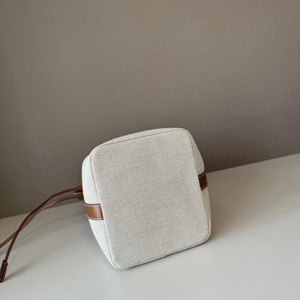 MiuMiu bucket bag 22.5cm white brown denim