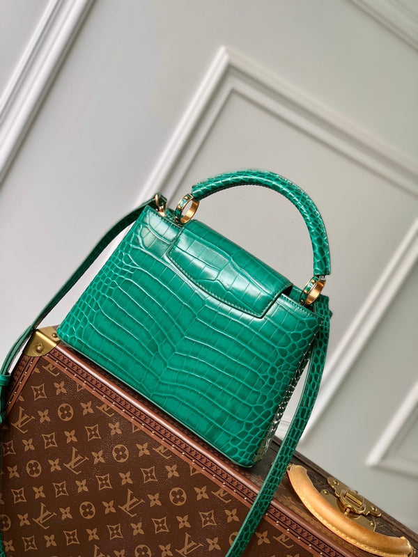 CAPUCINES BB 27 GREEN TAURILLON GOLD HARDWARE