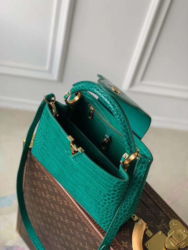CAPUCINES BB 27 GREEN TAURILLON GOLD HARDWARE