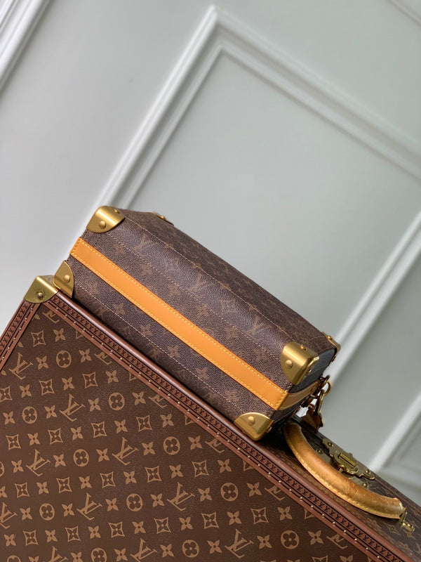 Lv Soul Trunk East West 29 Brown Monogram