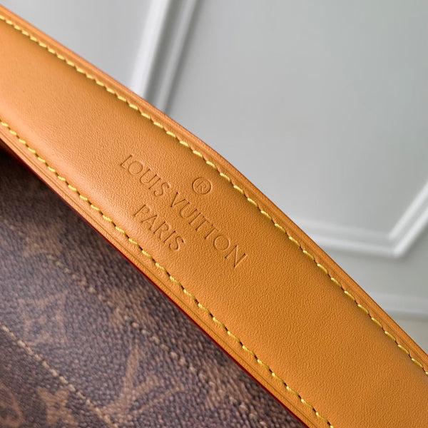 Lv Soul Trunk East West 29 Brown Monogram