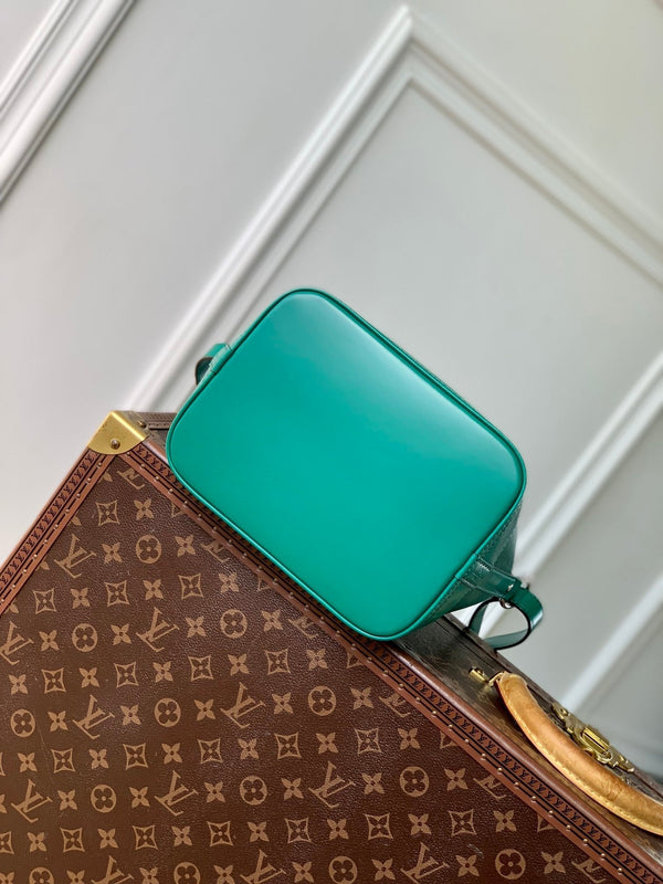 NOÉ BB 20 IN PELLE EPI VERDE