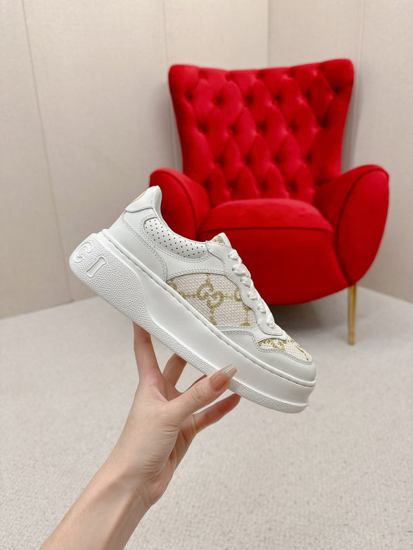 GG TRAINER IN PELLE DI VITELLO BIANCA CON MOTIVO