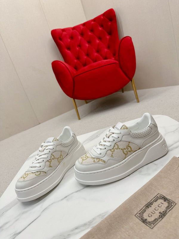 GG TRAINER IN PELLE DI VITELLO BIANCA CON MOTIVO